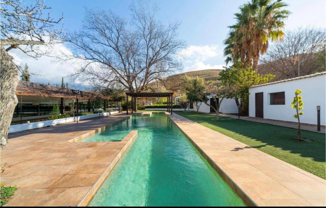 בית הארחה אלמריה 	Cortijo Andaluz Dona Adela מראה חיצוני תמונה